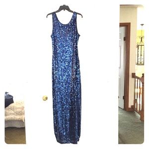 🔆GORGEOUS SEQUIN GOWN🔆